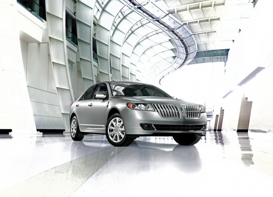  Lincoln MKZ 2011 года  (фото 1 из 7)